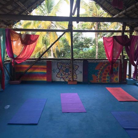 Mk Gardens Surf & Yoga House Hotel Varkala Exterior photo